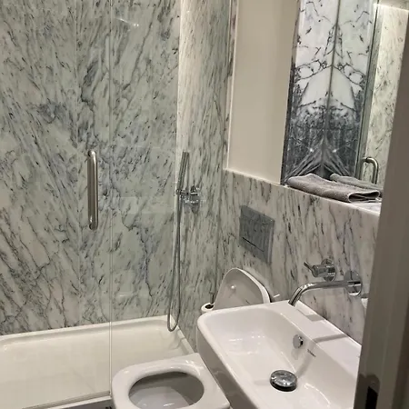 Familiar Conectada Com Varanda Homestay szállás Lisboa