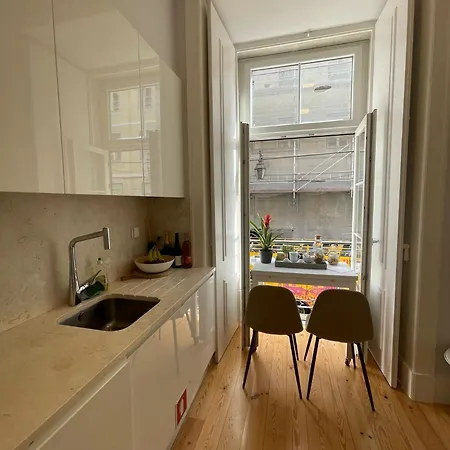 Familiar Conectada Com Varanda Homestay szállás Lisboa